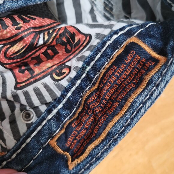 Rock Revival Yandel Mid Rise Crop Straight Distressed Denim Jeans Women Size 26 - Picture 6 of 10